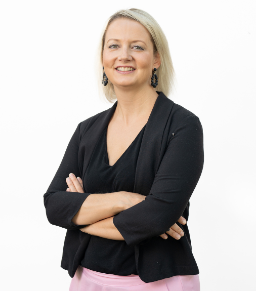 Claire Thompson